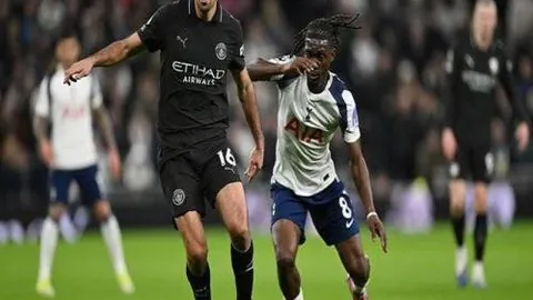 波切蒂诺面临仅剩两战考验，伯利引援策略模糊不清